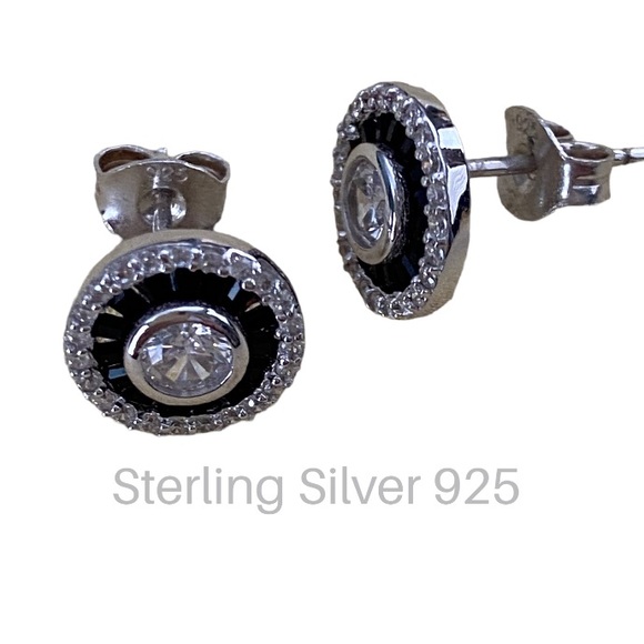 Elegant Sterling Silver 925: circular earrings with black stone accent. - Picture 1 of 9